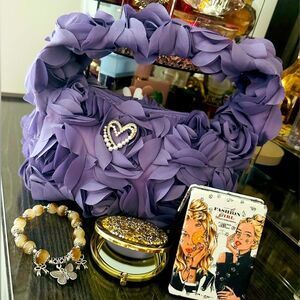 Rose Pattern Evening Bag Feat Heart Pearl Brooch, Bracelet, & Compact Mirrors